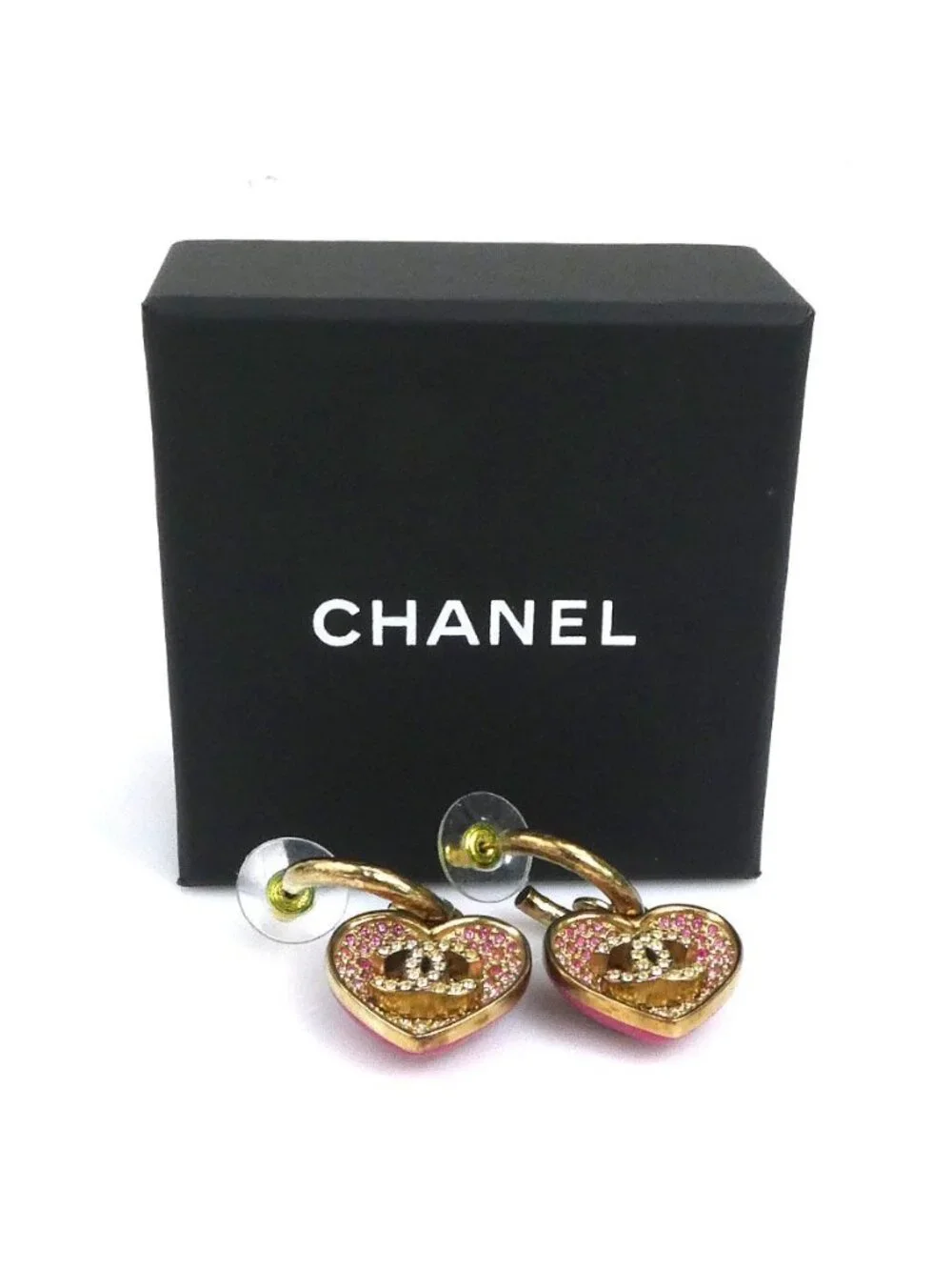 CHANEL item status